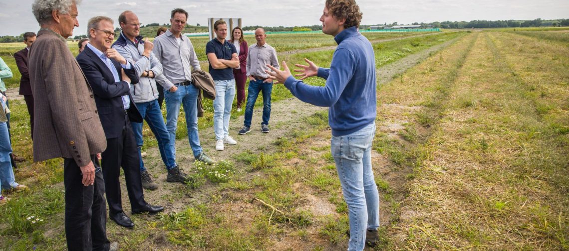 Allan-Visser-Bezoek-Minister-OCW-Ecologisch-Proefveld-greenport