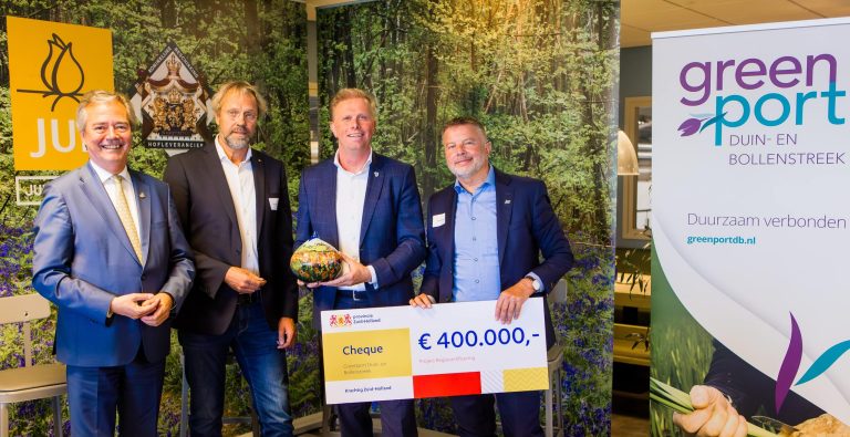 Overhandiging-bijdrage-provincie-Zuid-Holland